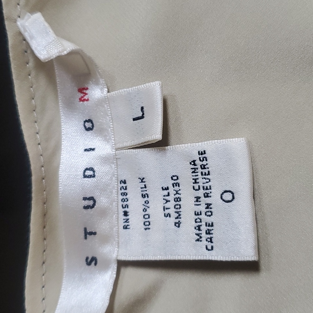 Elegant Cream Sleeveless Top - Picture 3 of 8